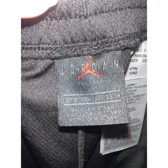 Air Jordan, Black Shorts, Size Youth Large, NB80 - Picture 6 of 7